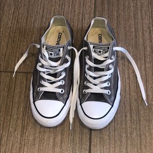 Like new Grey Converse